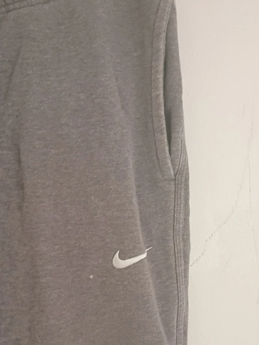 Nike Kids Charcoal Gray Fleece Joggers with White Swoosh